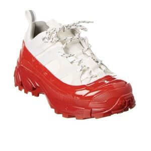 BURBERRY Arthur Low Top Sneakers
Size: EU 37.5/ US 7.5